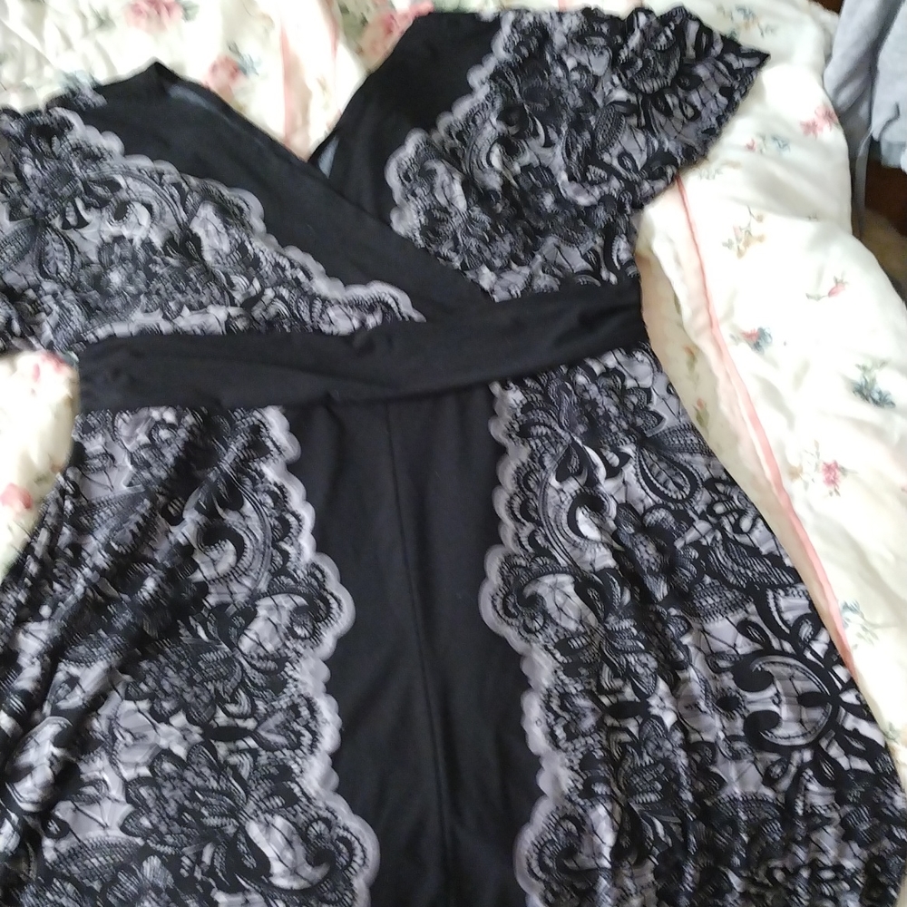 Black dress with a abstract design